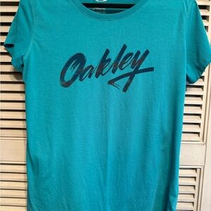 Oakley Blue/Green T-Shirt Short Sleeve. New without tags.